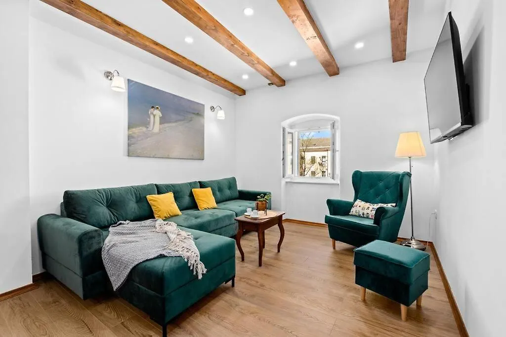 Old Tower Center Apartment Pula