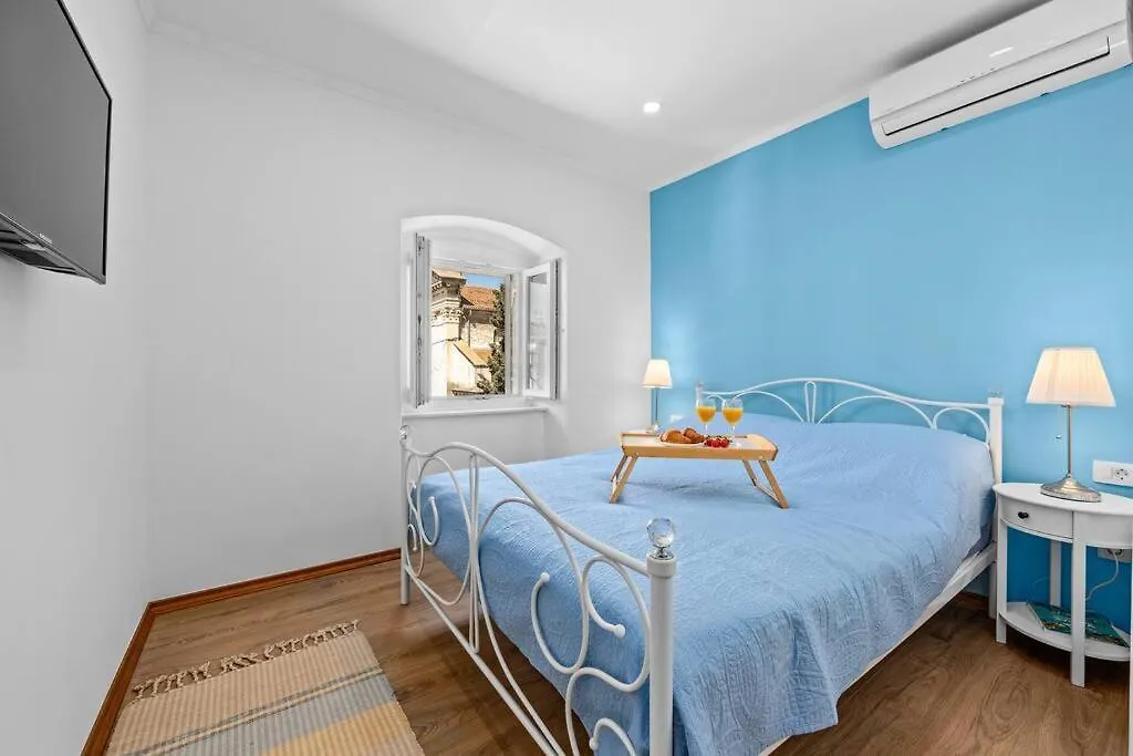 Old Tower Center Apartment Pula 0*,