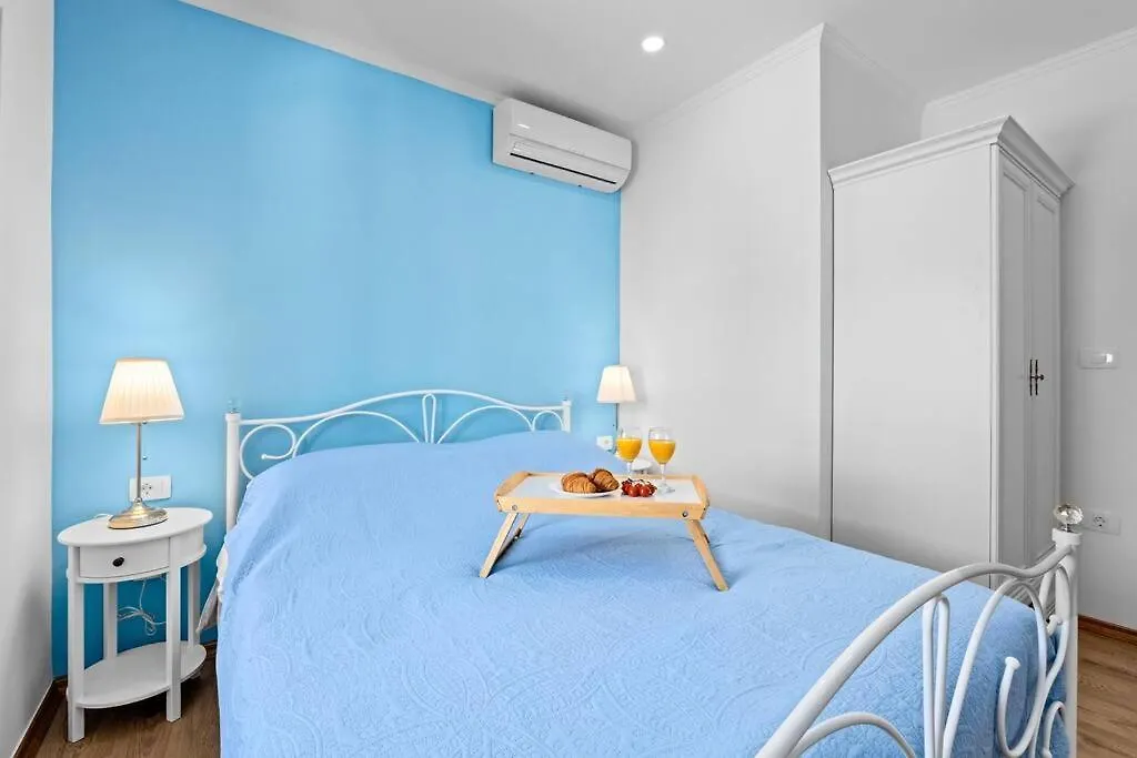 Old Tower Center Apartment Pula