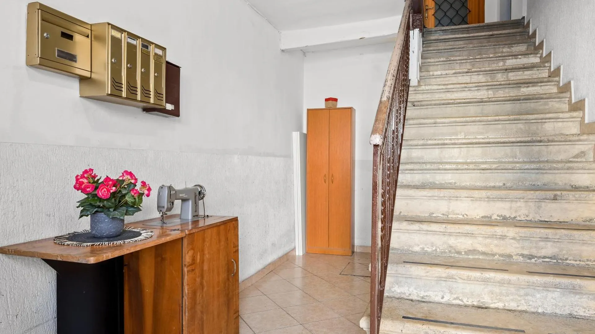 Old Tower Center Apartment Pula Croatia